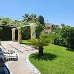 Exclusive Luxury In Forio Apartment
